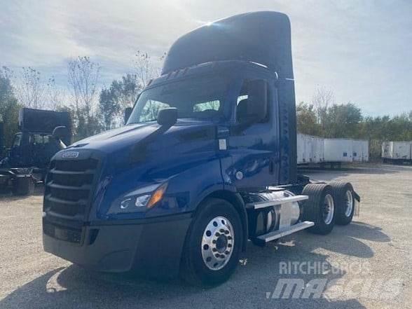 Freightliner CASCADIA 116 Vlačilci