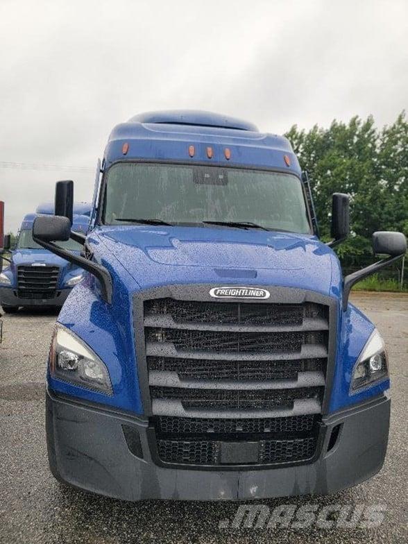 Freightliner CASCADIA 116 Vlačilci