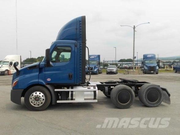 Freightliner CASCADIA 116 Vlačilci