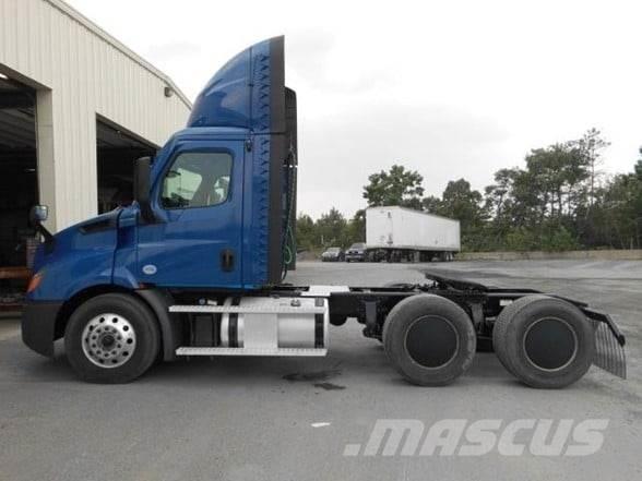 Freightliner CASCADIA 116 Vlačilci