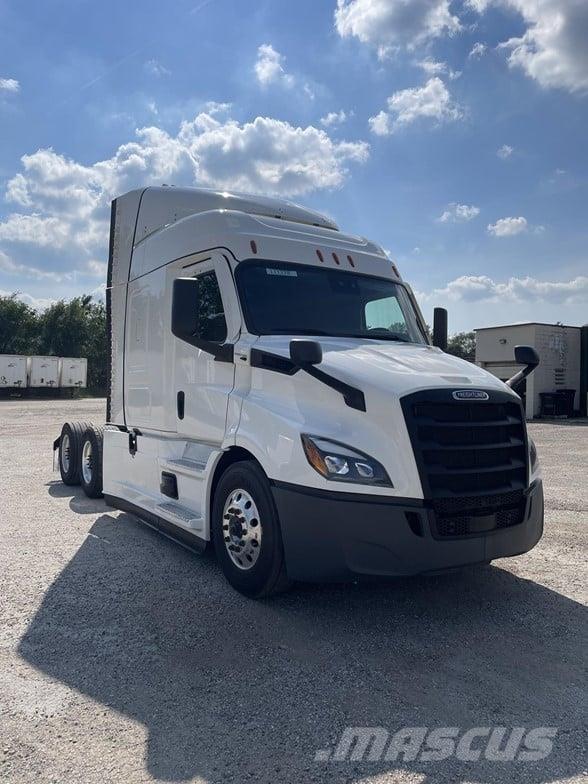 Freightliner CASCADIA 116 Vlačilci