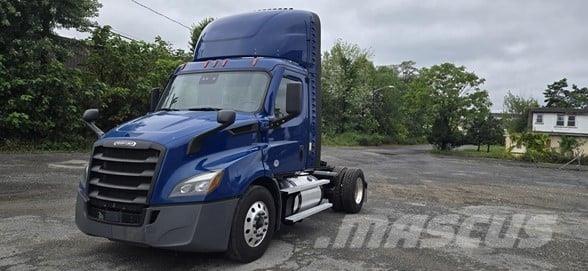 Freightliner CASCADIA 116 Vlačilci