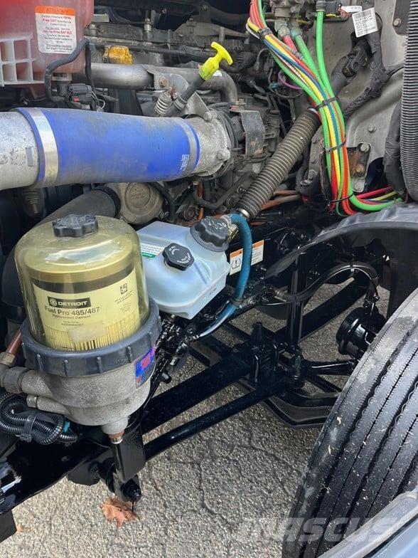 Freightliner CASCADIA 116 Vlačilci