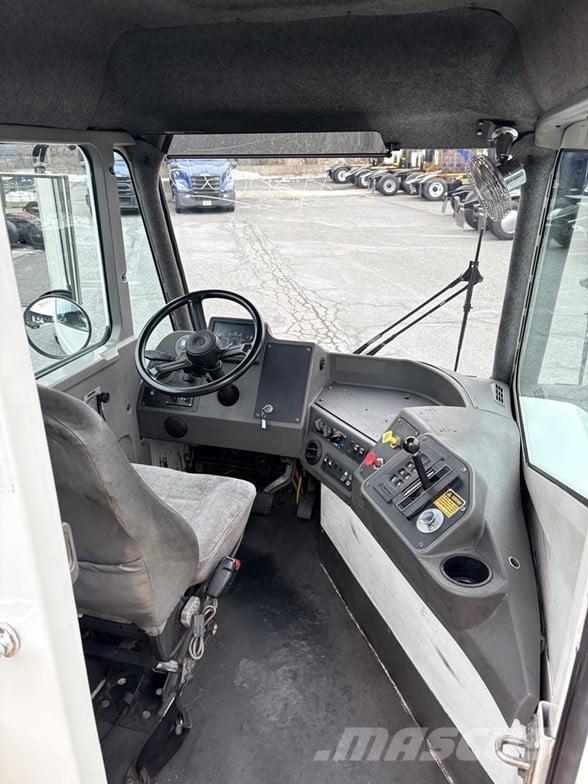 Kalmar OTTAWA 4X2 OFF-ROAD Terminalni vlačilci