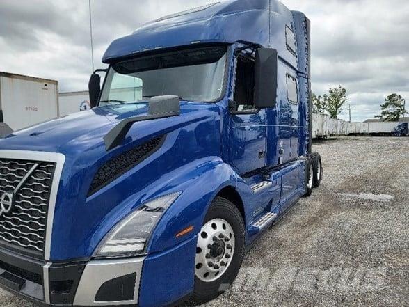 Volvo VNL64T860 Vlačilci