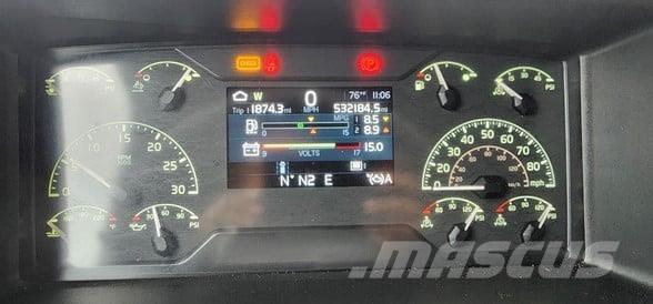 Volvo VNL64T860 Vlačilci