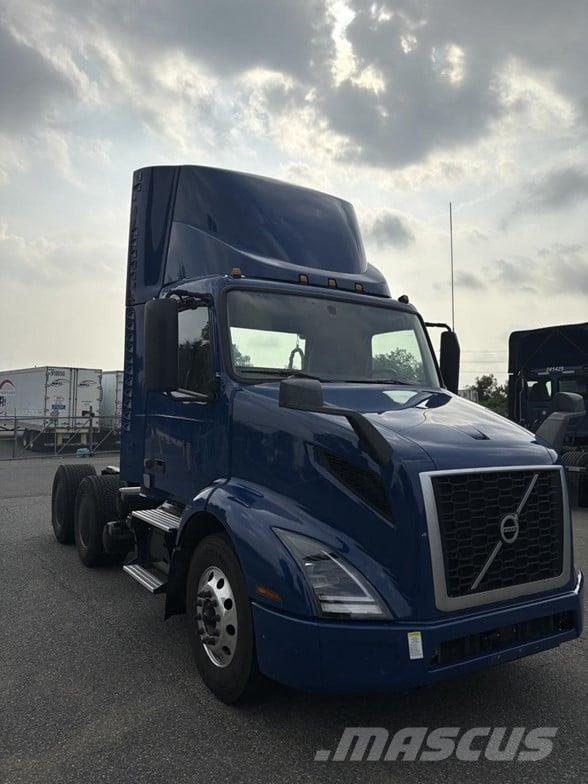 Volvo VNR64T300 Vlačilci