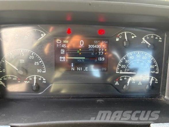 Volvo VNR64T300 Vlačilci