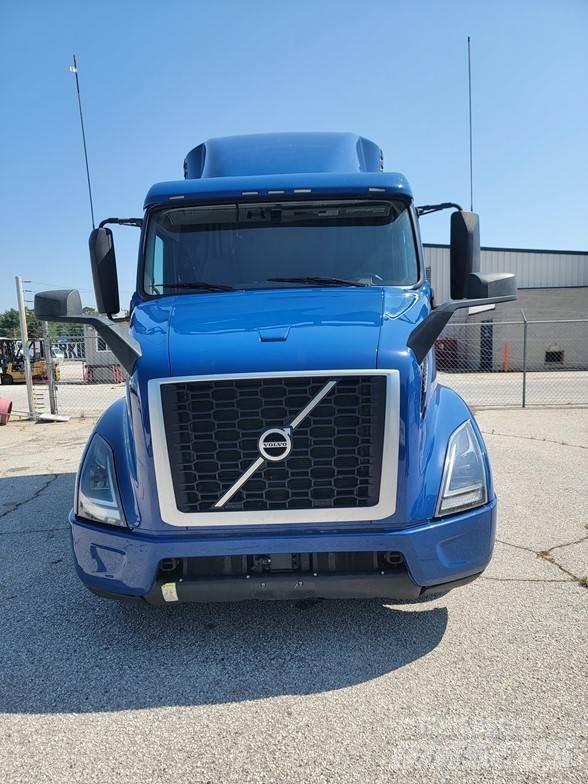 Volvo VNR64T640 Vlačilci