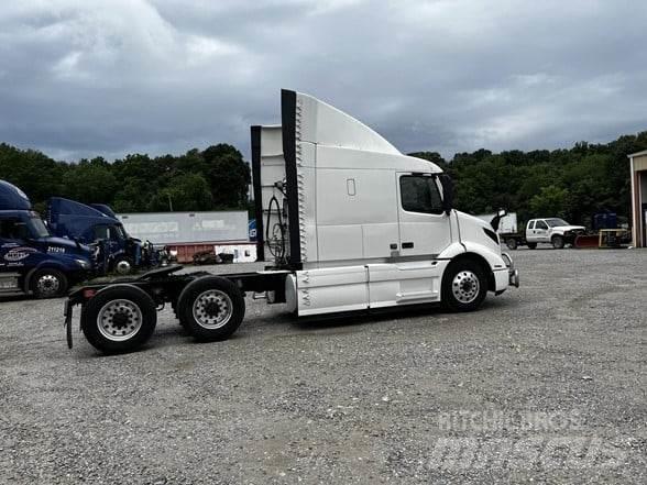 Volvo VNR64T640 Vlačilci