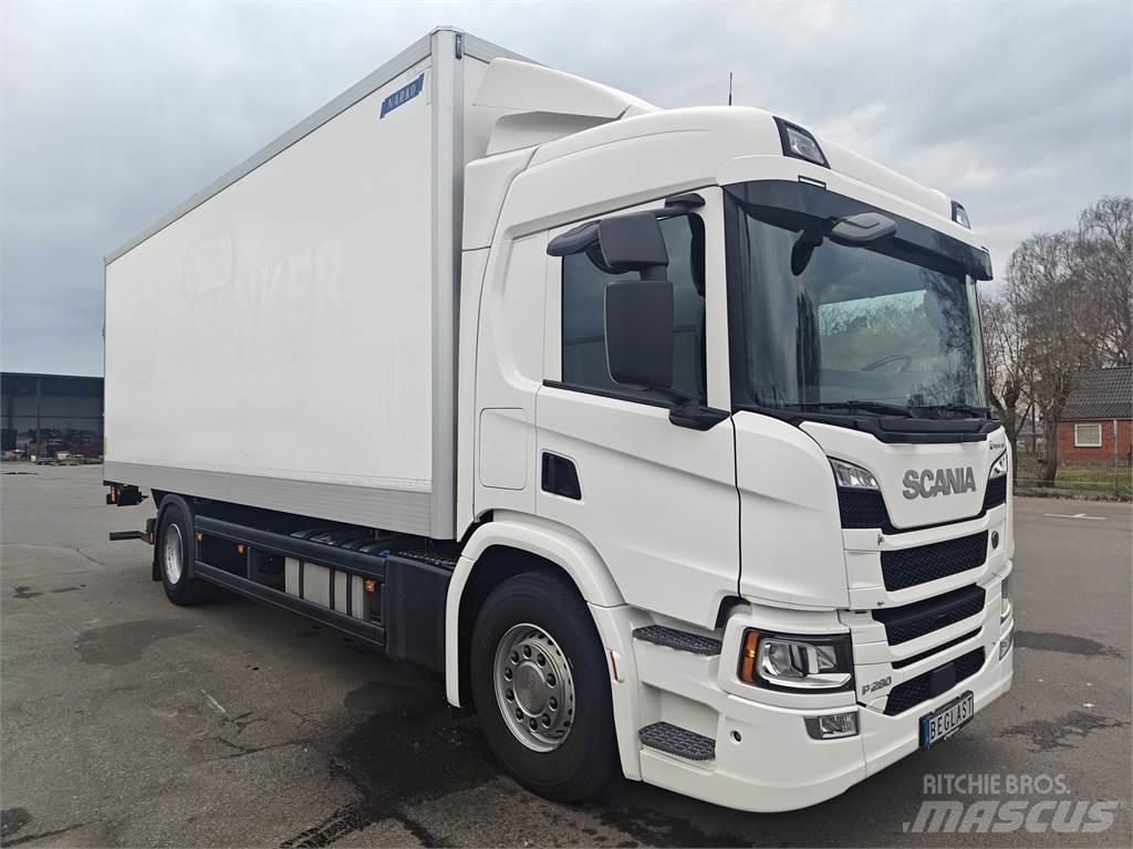 Scania P280 Tovornjaki zabojniki