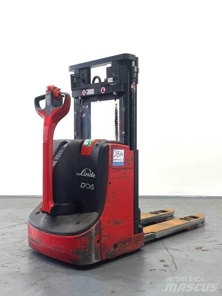 Linde D06-1160 Ročni električni viličar