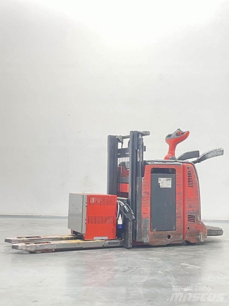Linde D12AP-133 Ročni električni viličar