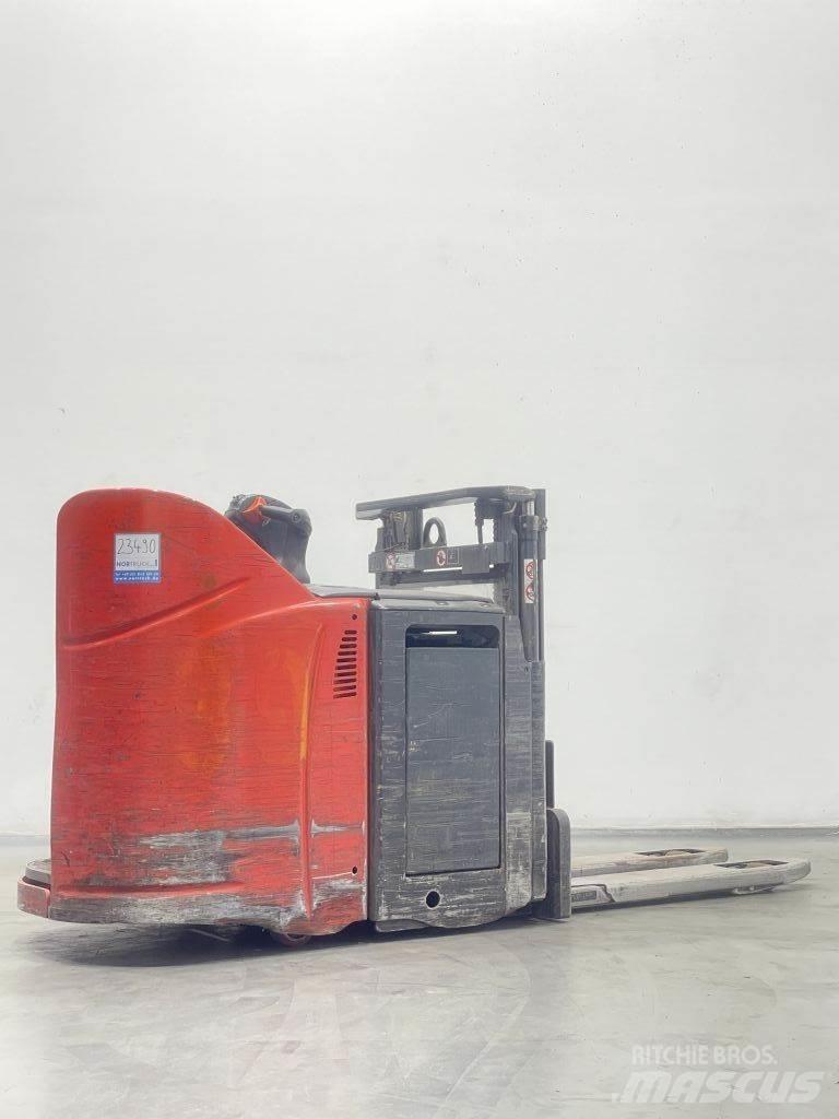 Linde D12HPSP-133 Ročni električni viličar