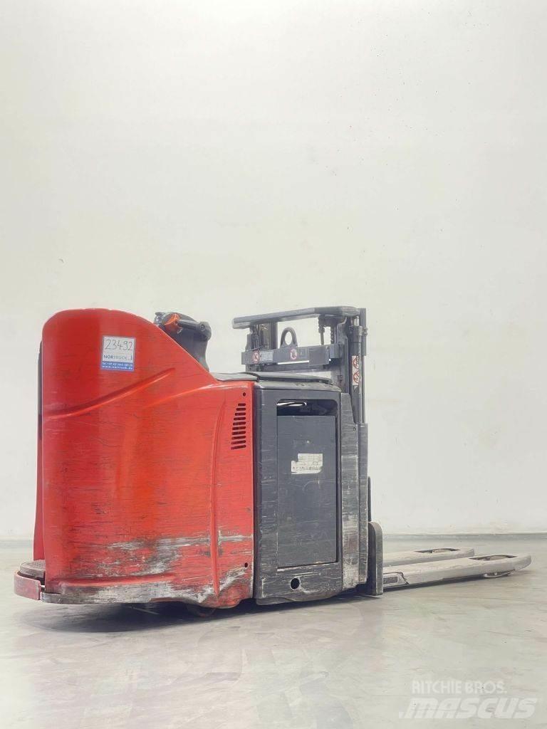Linde D12HPSP-133 Ročni električni viličar