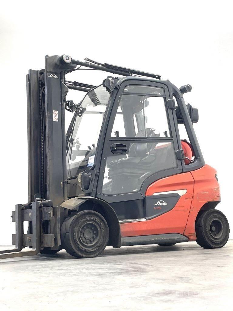Linde H25T-01 Plinski viličarji