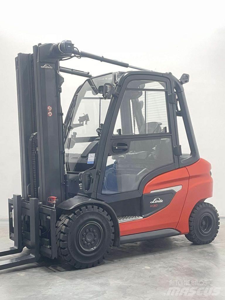 Linde H30D-01-1202 Dizelski viličarji