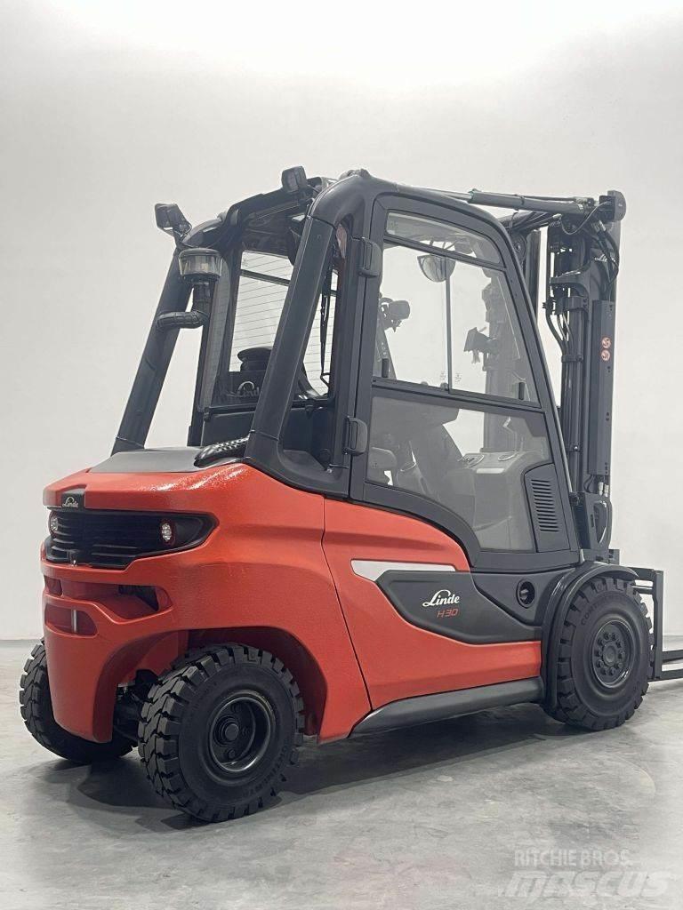 Linde H30D-01-1202 Dizelski viličarji
