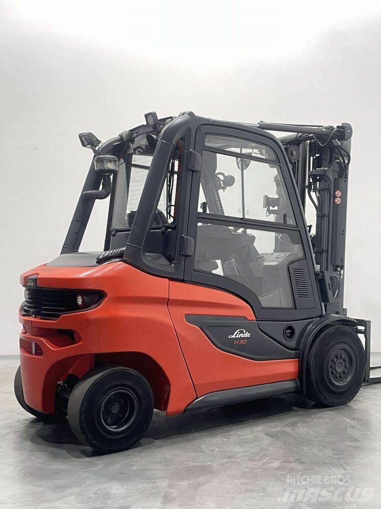 Linde H30D-01-1202 Dizelski viličarji