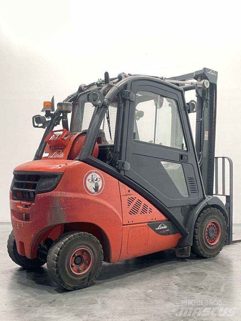 Linde H30T-02-393 Plinski viličarji