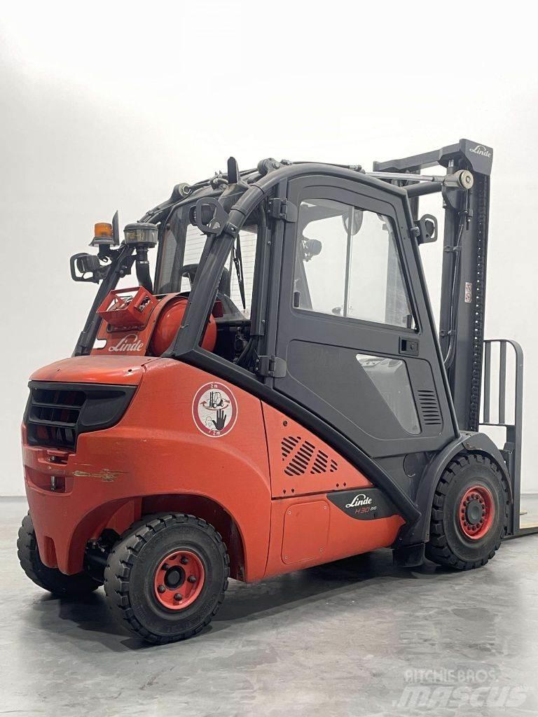 Linde H30T-02-393 Plinski viličarji