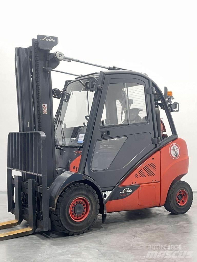 Linde H30T-02-393 Plinski viličarji