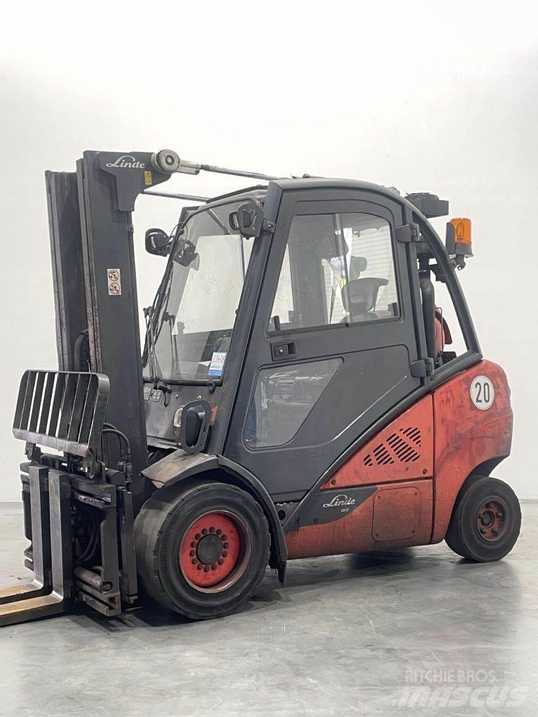 Linde H30T-02-393 Plinski viličarji