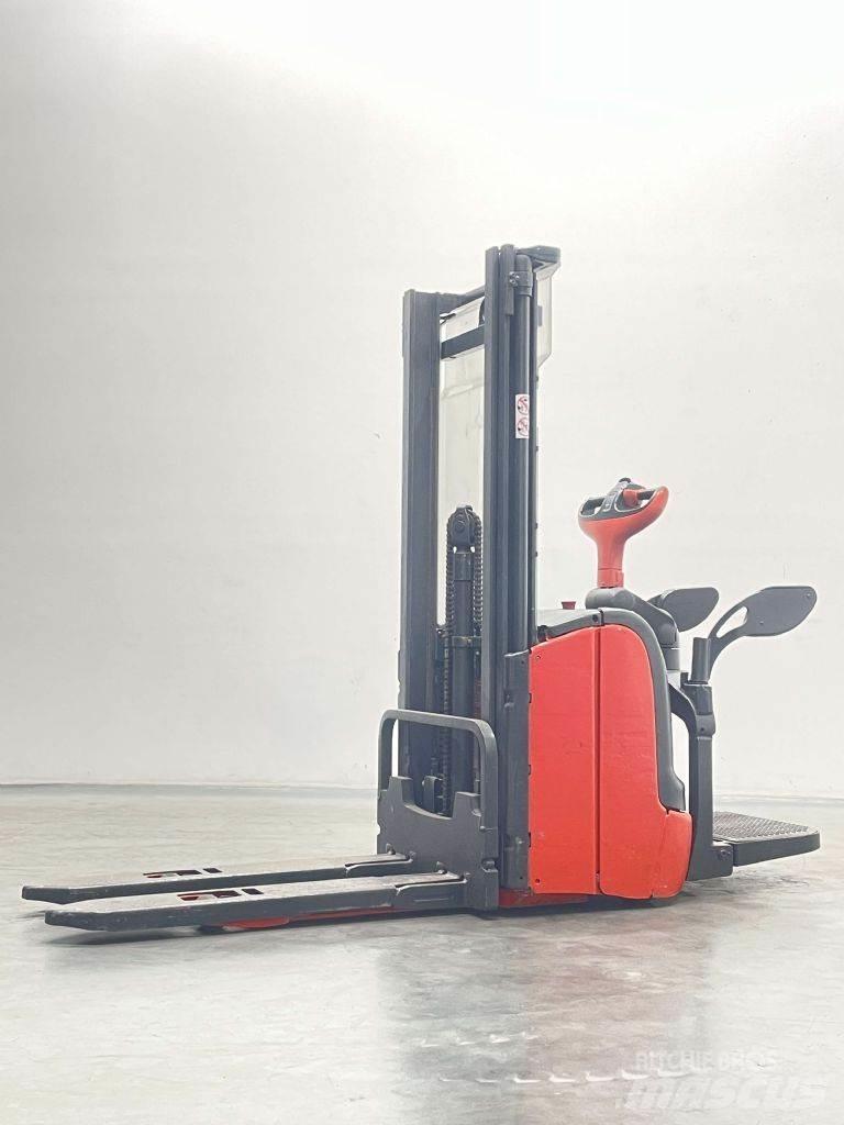 Linde L14AP-372 Ročni električni viličar