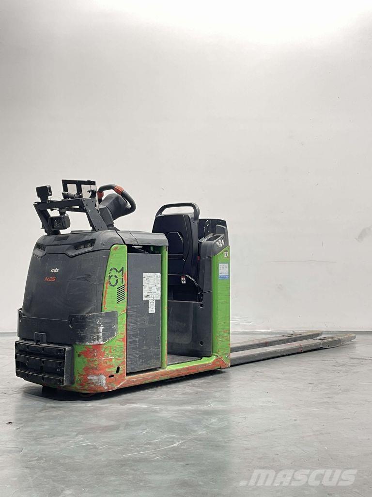 Linde N25C-587 Nizko dvižni komisionirni viličar