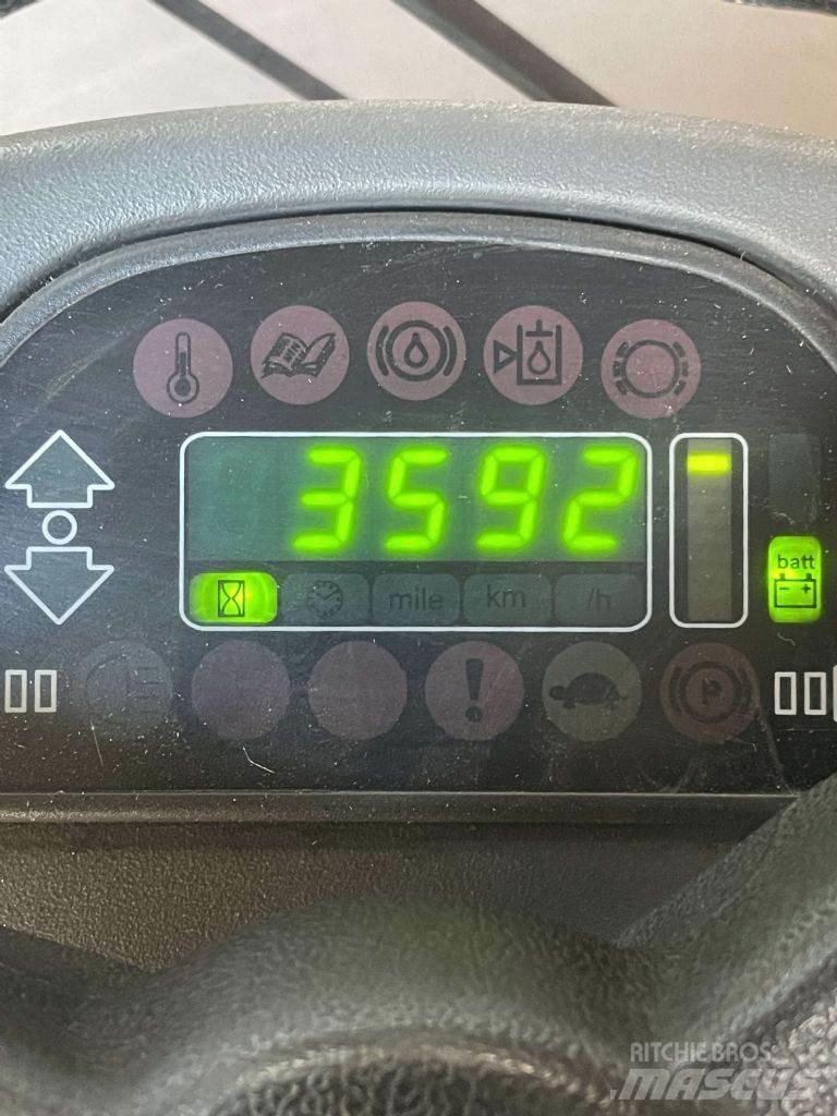 Linde P250-127 Vlečna vozila