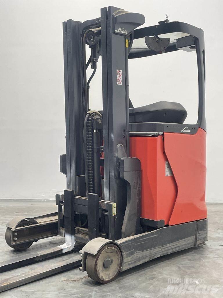 Linde R10B-01-1120 Viličarji s pomičnim teleskopom