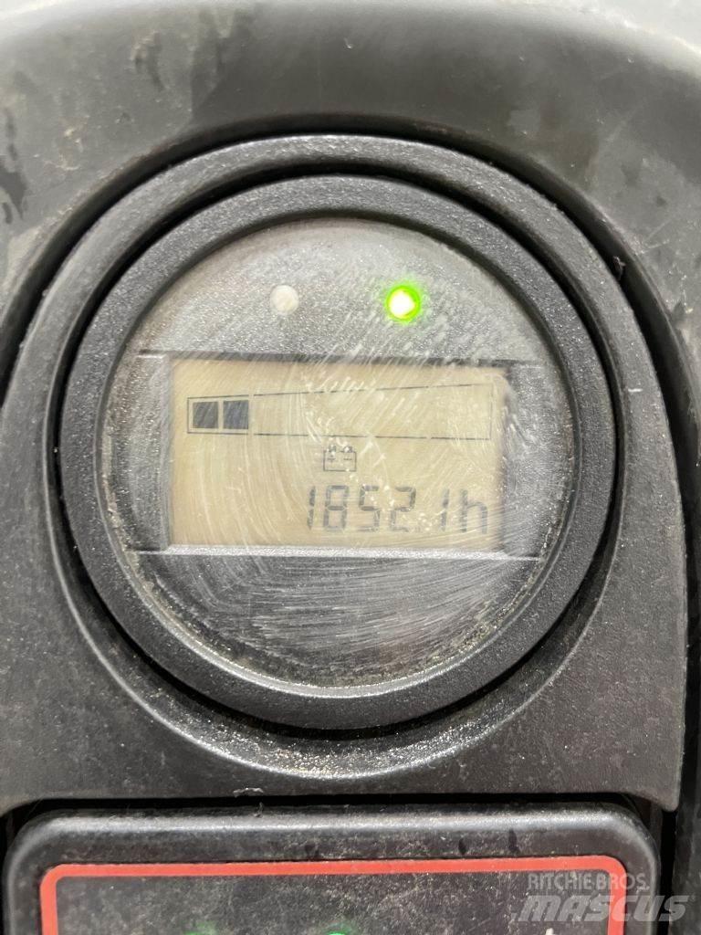 Linde T16-1152 Električni nizko dvižni viličar