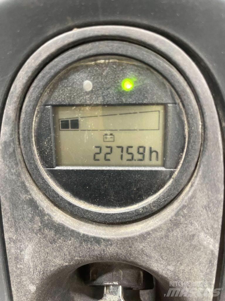 Linde T16-1152 Električni nizko dvižni viličar