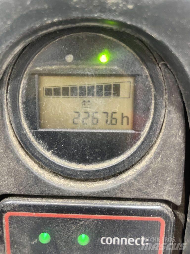 Linde T18-1152 Električni nizko dvižni viličar
