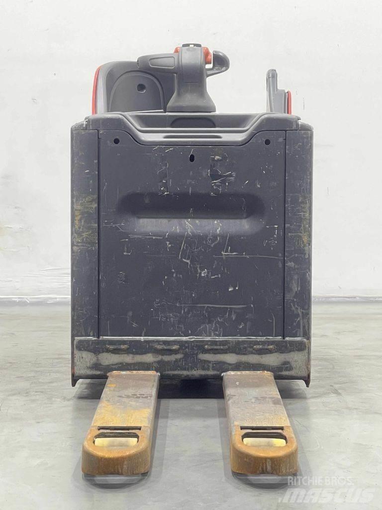Linde T20SP-131 Električni nizko dvižni viličar