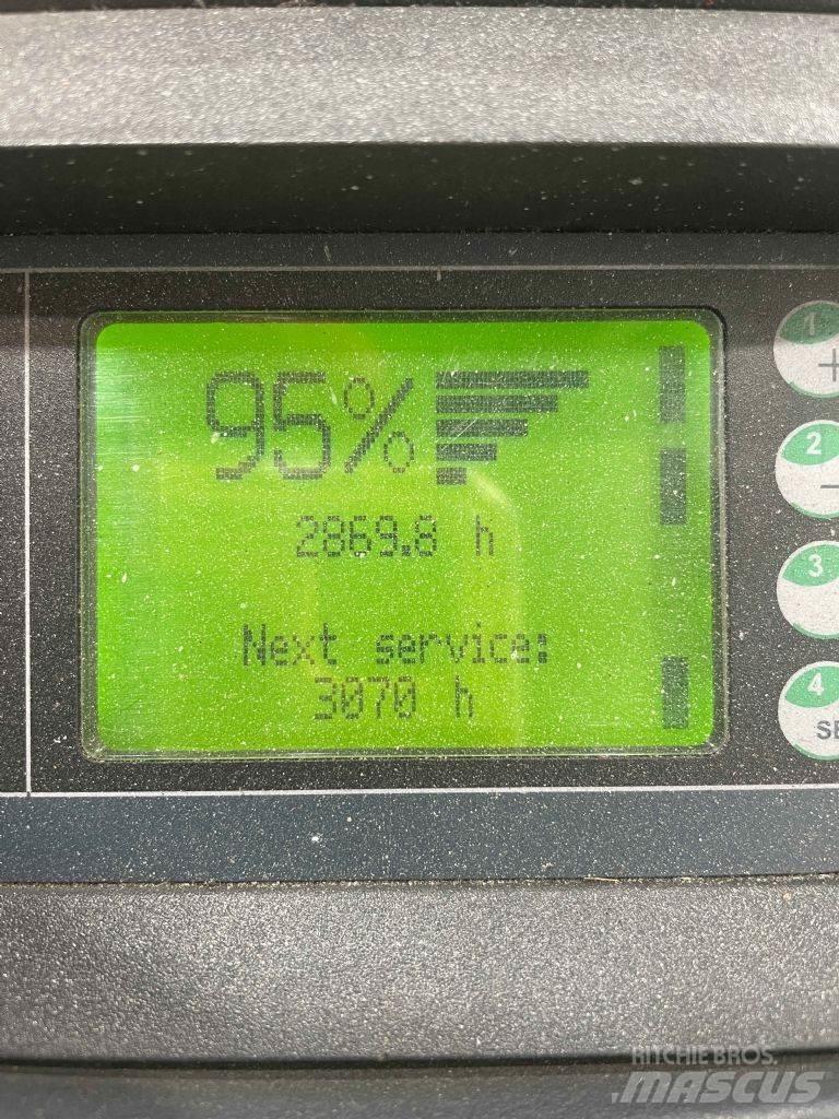 Linde T30AP-131 Električni nizko dvižni viličar