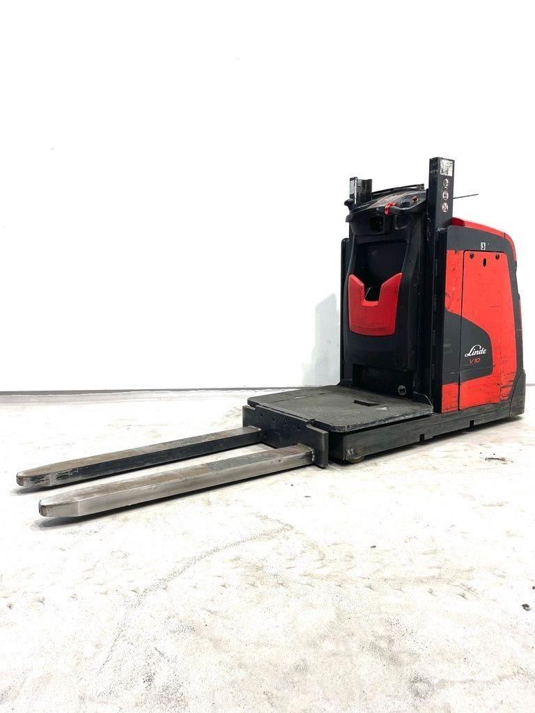 Linde V10-5212 Nizko dvižni komisionirni viličar
