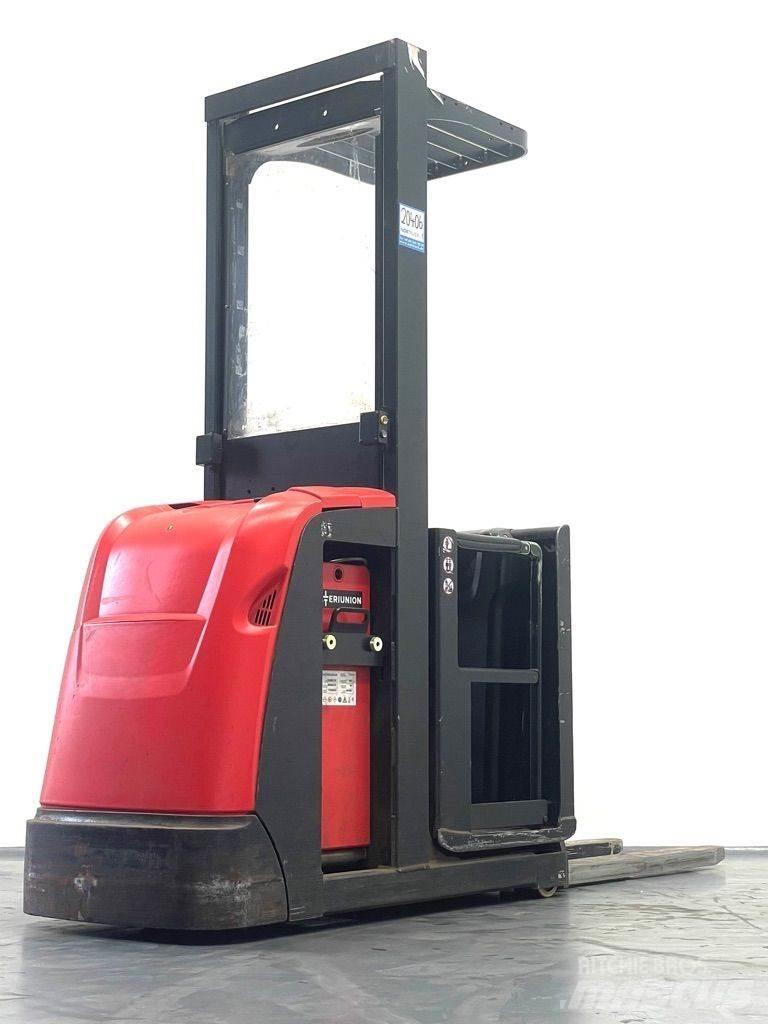 Linde V10-5212 Nizko dvižni komisionirni viličar