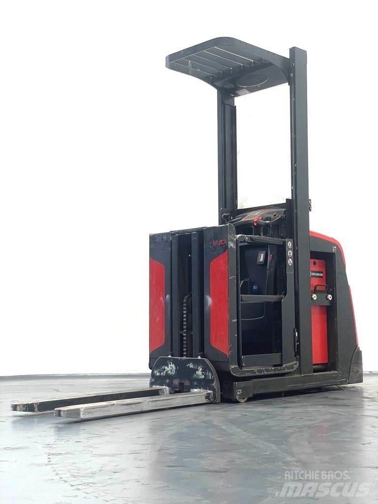 Linde V10-5212 Nizko dvižni komisionirni viličar