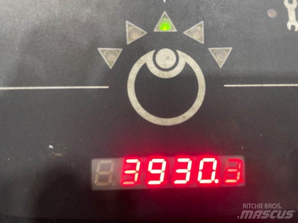 Linde V10-5212 Nizko dvižni komisionirni viličar