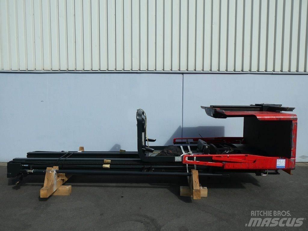 Linde V12-015 Visokodvižni komisionirni viličar