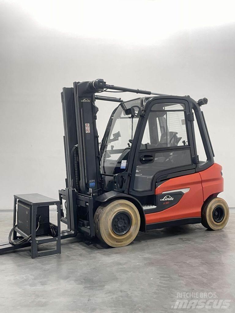 Linde X30-1252-Li-Ion Električni viličarji