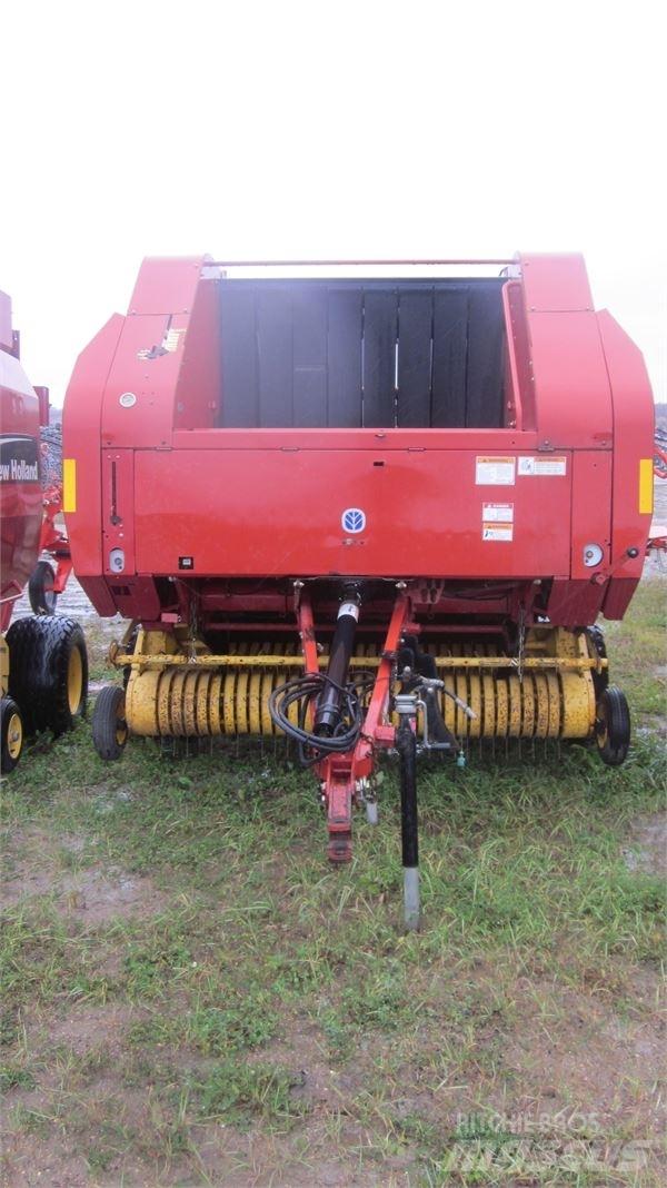 New Holland BR780 Balirke (okrogle bale)