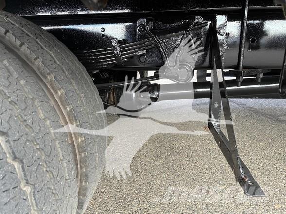 Ford F650 SD Tovornjaki s kesonom/platojem