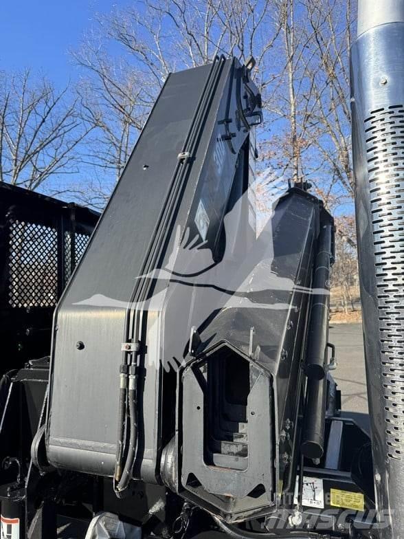 Hiab 300-6 Žerjavi za hlode