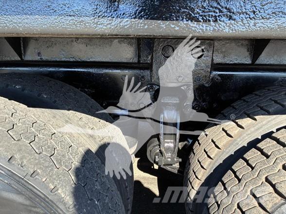 Hiab 300-6 Žerjavi za hlode