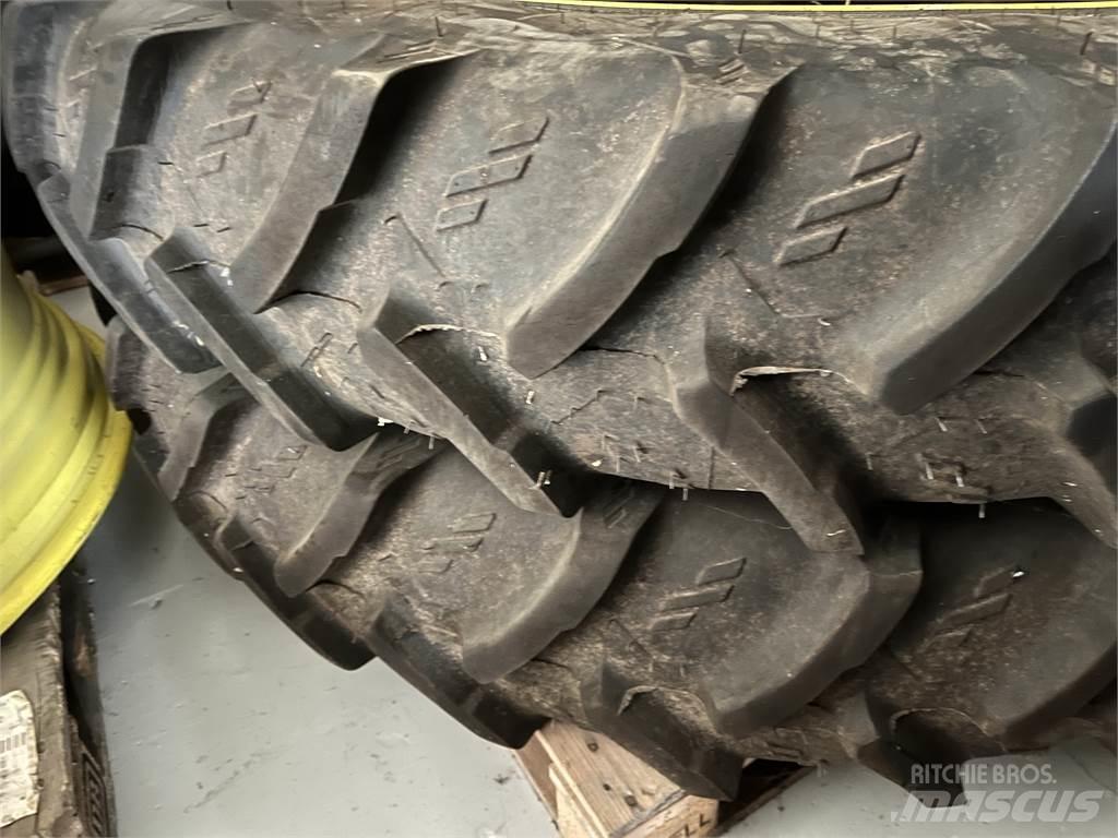  300/95X52 270/95X36 Gume, kolesa in platišča
