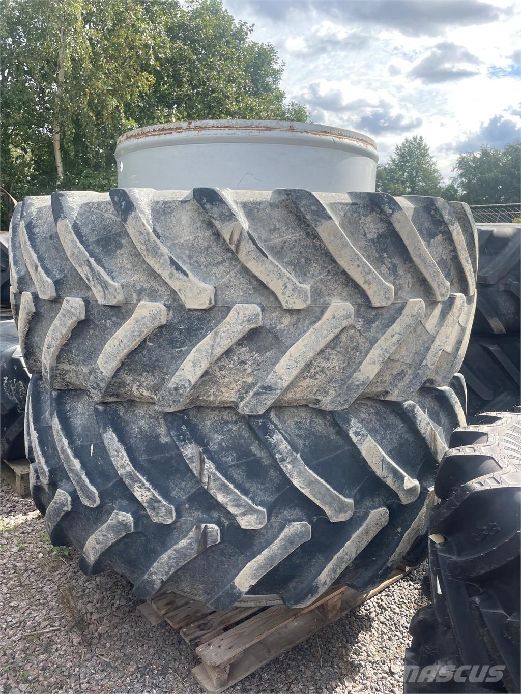  650/65X38 DUBBELMONTAGE Gume, kolesa in platišča
