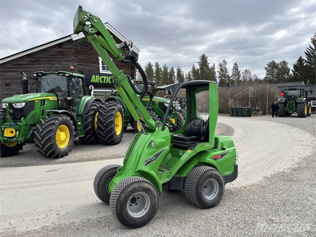 Avant 650 Skid steer mini nakladalci