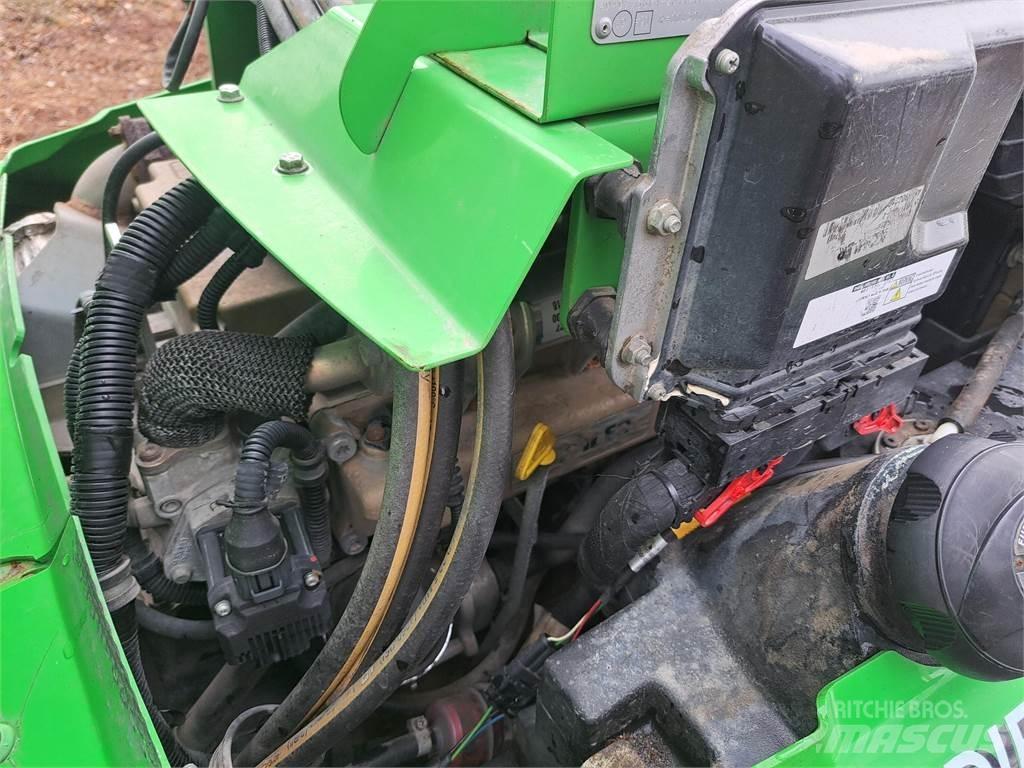 Avant 760i Skid steer mini nakladalci